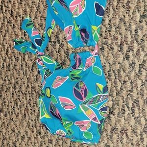 NWOT Aerie bright blue bikini top w/leaf design